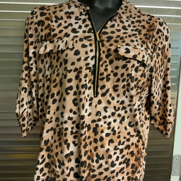 Calvin Klein top - Picture 2 of 6